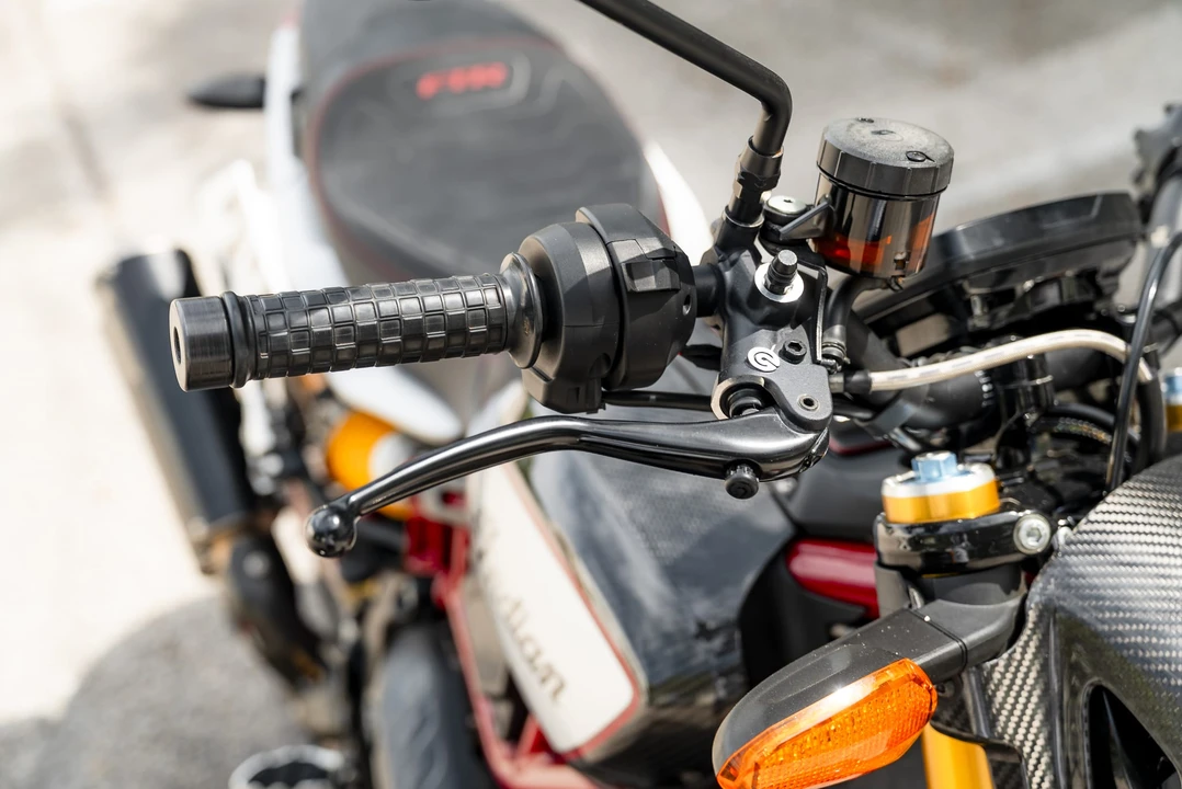 2022 Indian Scout - Image 29 of 31