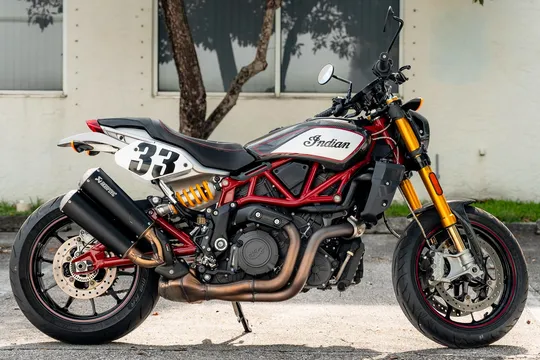 2022 Indian FTR R Carbon