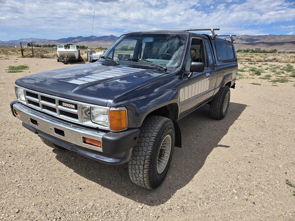 1984 Toyota Hilux 4th Gen - Image 5 of 31