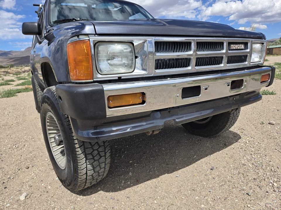 1984 Toyota Hilux 4th Gen - Image 18 of 31