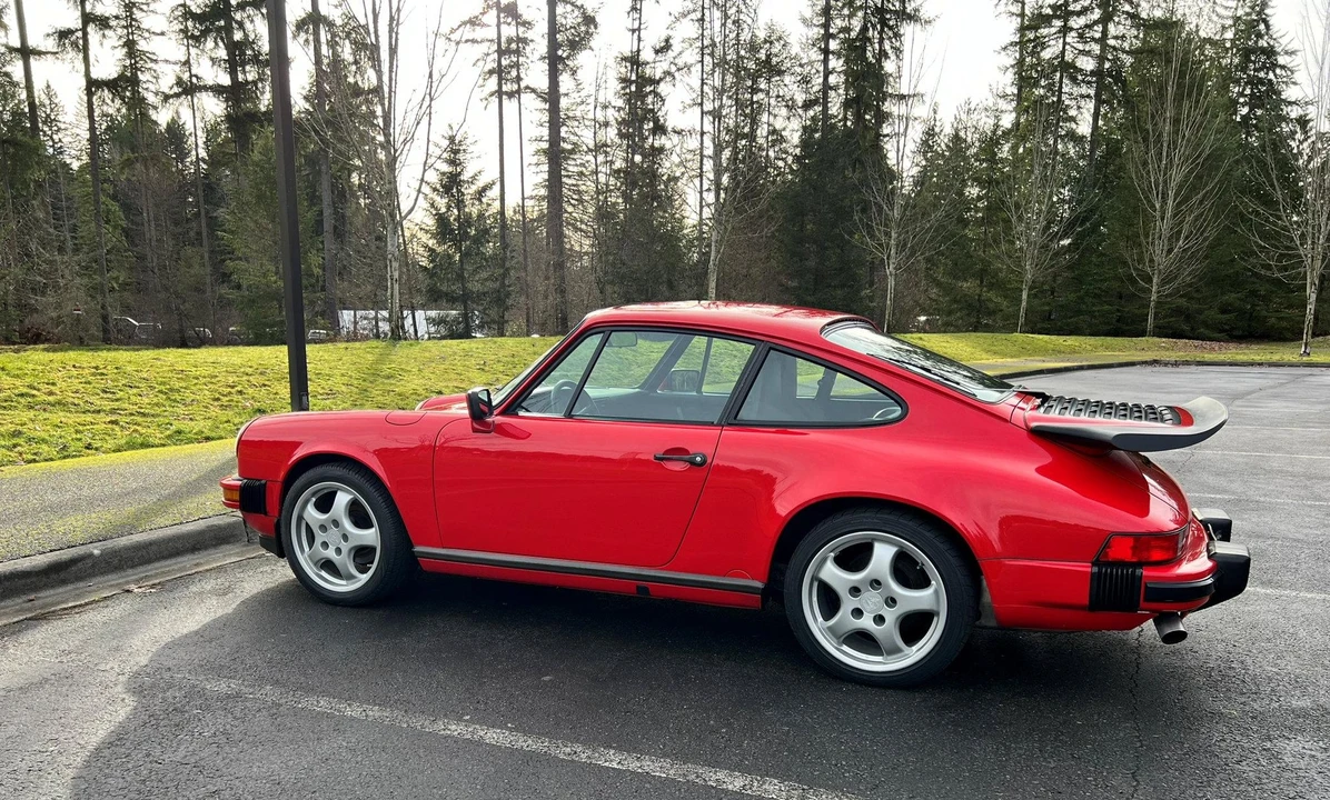 1988 Porsche 911 Carrera 3.2 - Image 17 of 31