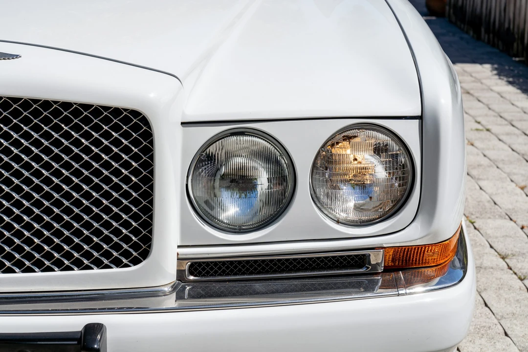 1999 Bentley Azure 1st Gen - Image 19 of 31