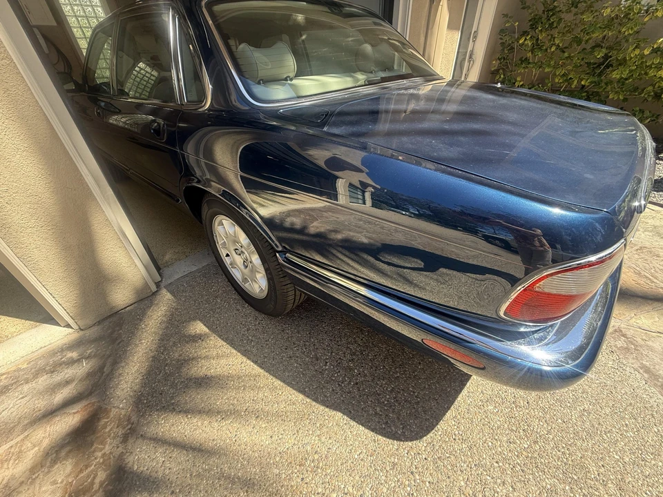 1999 Jaguar X308 XJ - Image 17 of 31