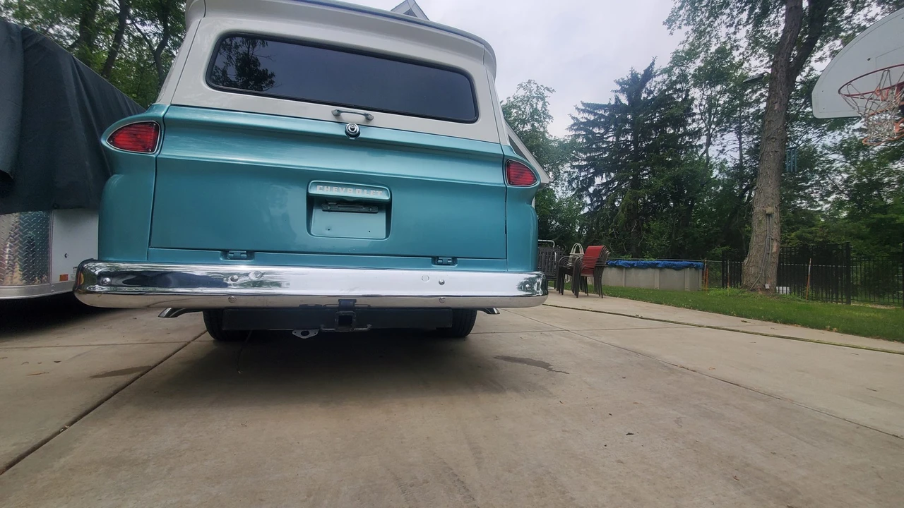 1965 Chevrolet Suburban 5th Gen - Image 25 of 31