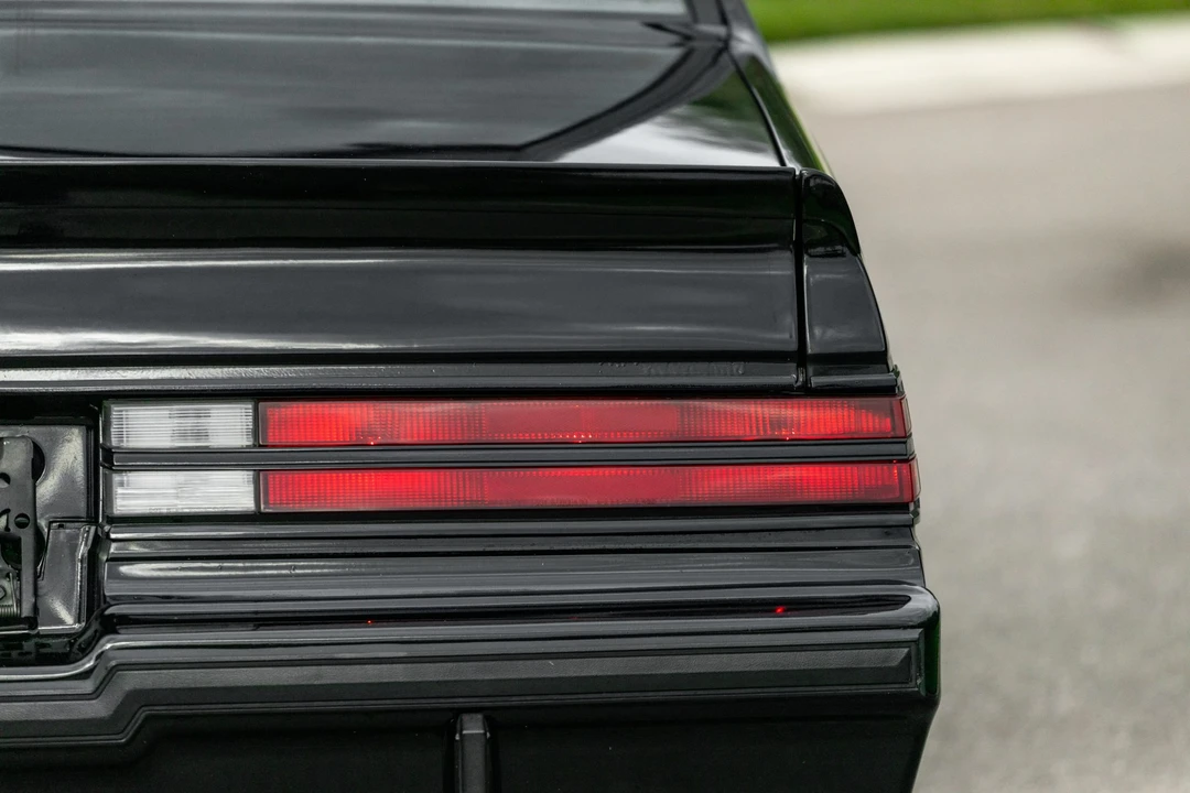 1986 Buick Grand National - Image 24 of 31