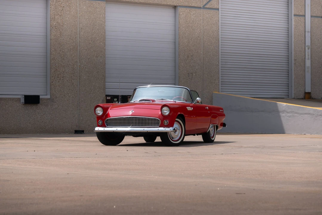 1955 Ford Thunderbird 1st Gen - Image 21 of 31