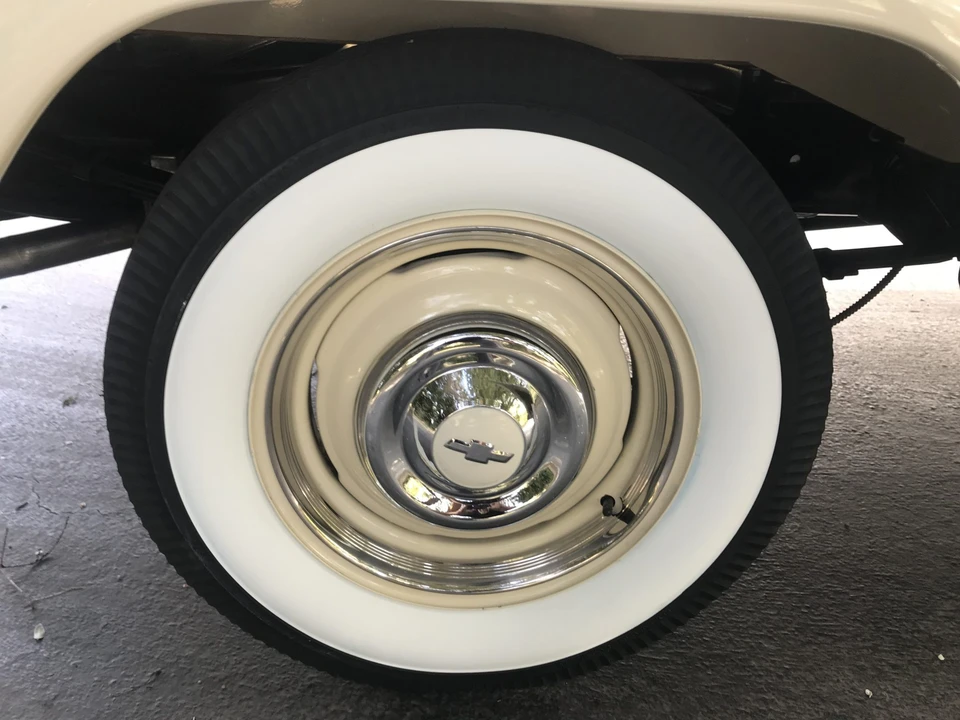 1956 Chevrolet Task Force - Image 16 of 31