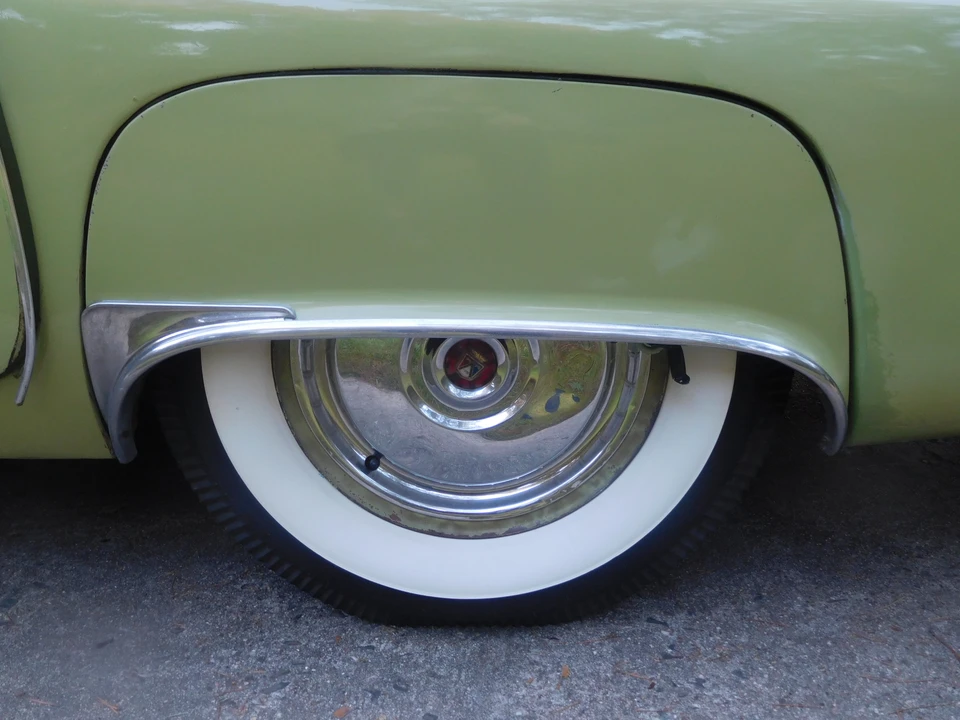 1956 Ford Thunderbird 1st Gen - Image 21 of 31