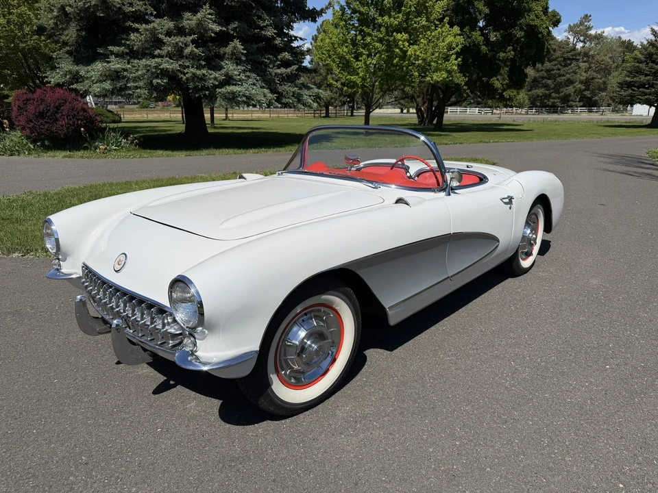 1957 Chevrolet Corvette C1 - Image 2 of 31