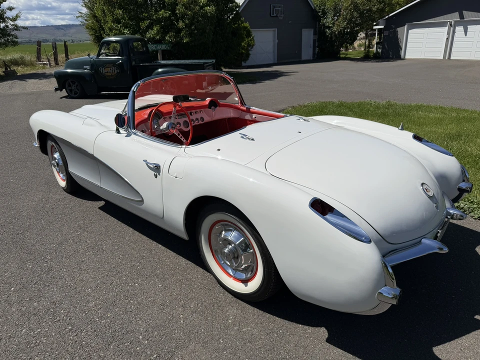 1957 Chevrolet Corvette C1 - Image 4 of 31