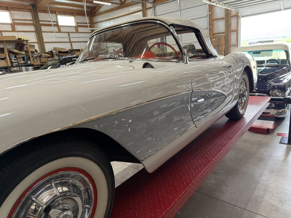 1957 Chevrolet Corvette C1 - Image 19 of 31