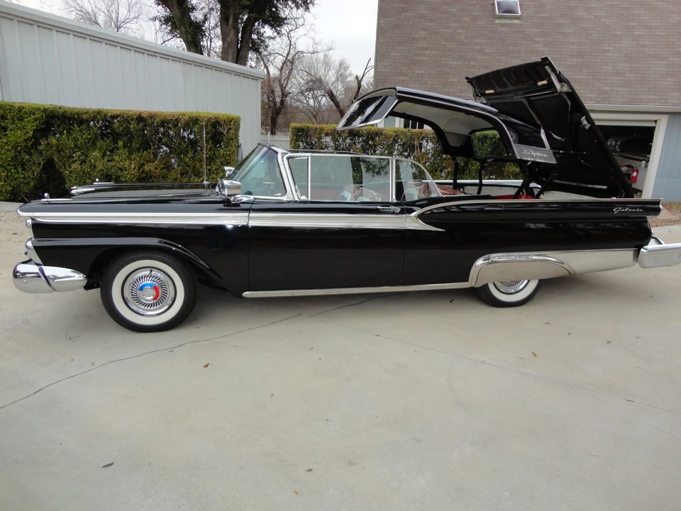 1959 Ford Galaxie 1st Gen - Image 27 of 31
