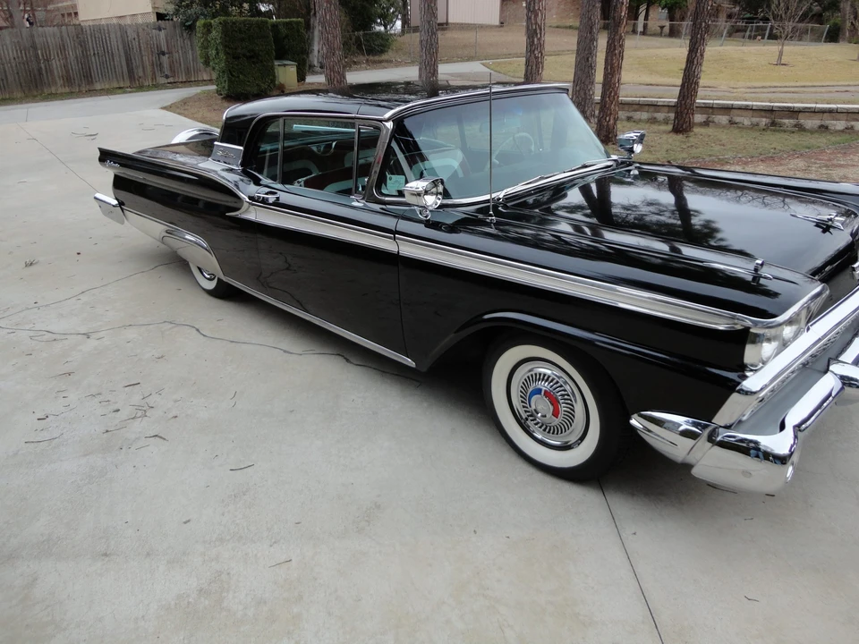 1959 Ford Galaxie 1st Gen - Image 22 of 31