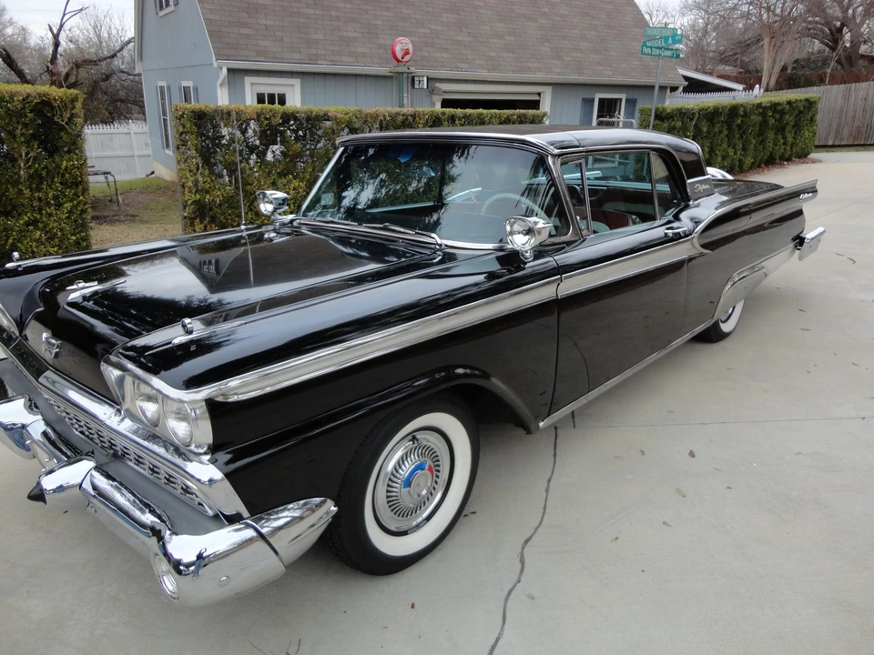 1959 Ford Galaxie 1st Gen - Image 19 of 31