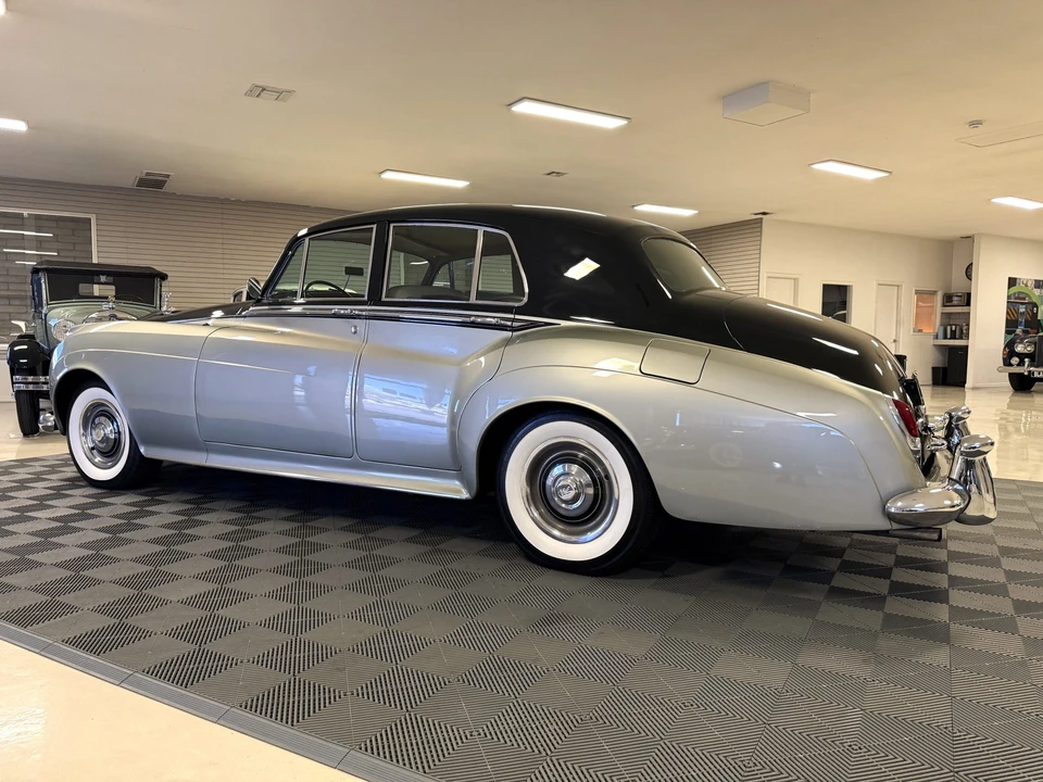 1960 Rolls-Royce Silver Cloud II - Image 15 of 31
