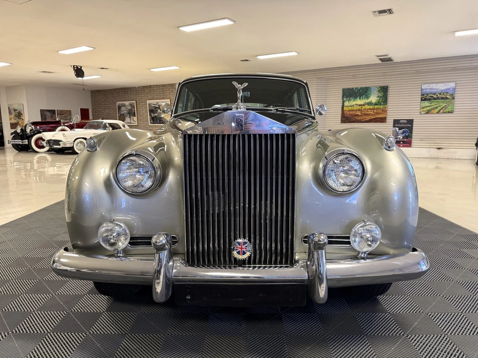 1960 Rolls-Royce Silver Cloud II - Image 11 of 31