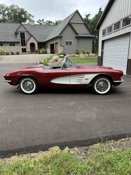 1961 Chevrolet Corvette C1 - Image 4 of 31