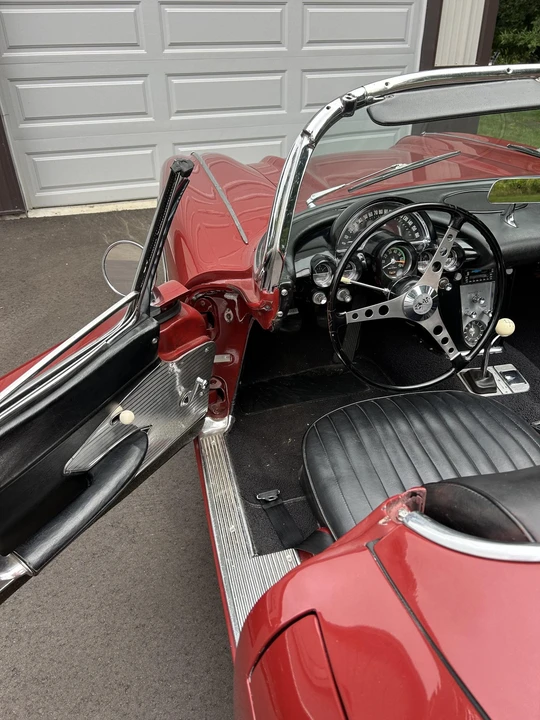1961 Chevrolet Corvette C1 - Image 16 of 31