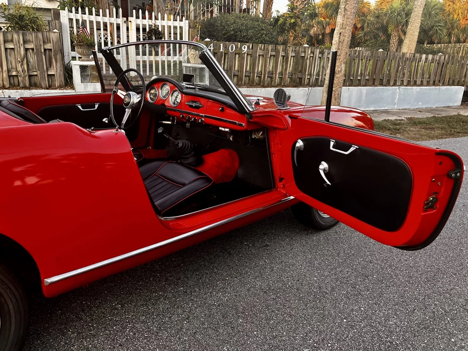 1965 Alfa Romeo Series 1 - Image 30 of 31