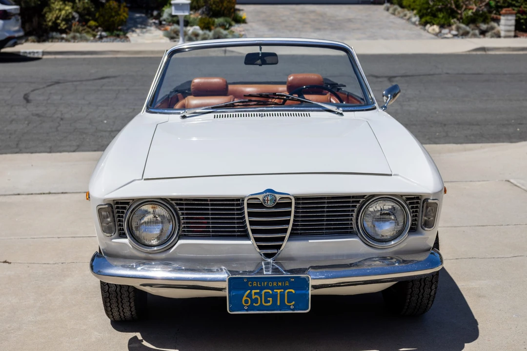 1965 Alfa Romeo - Image 3 of 31