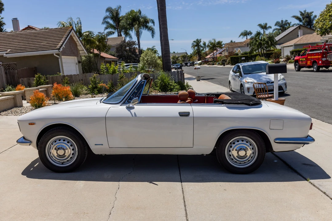 1965 Alfa Romeo - Image 5 of 31