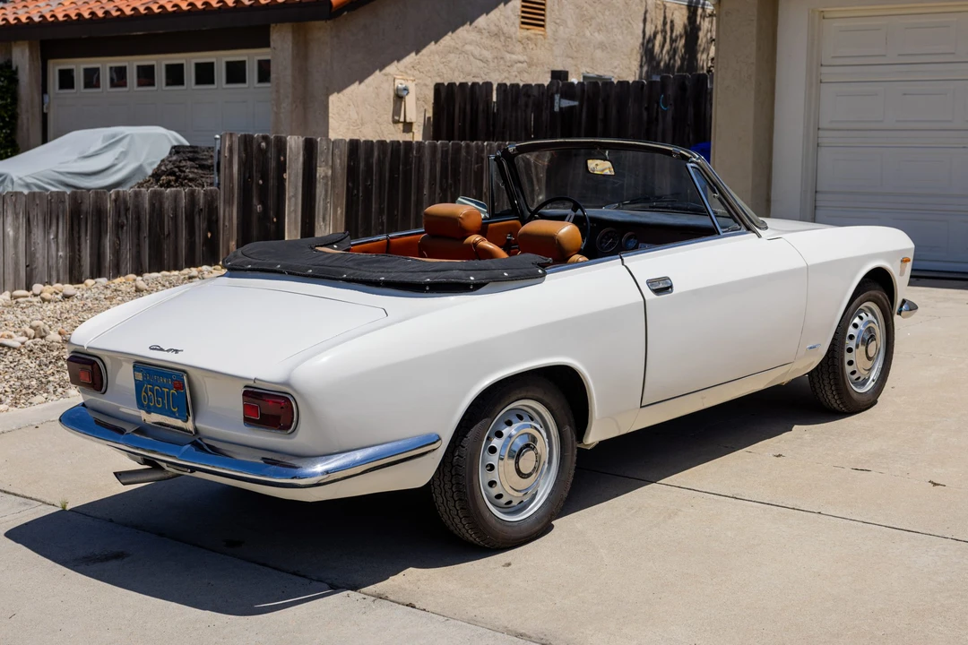 1965 Alfa Romeo - Image 8 of 31