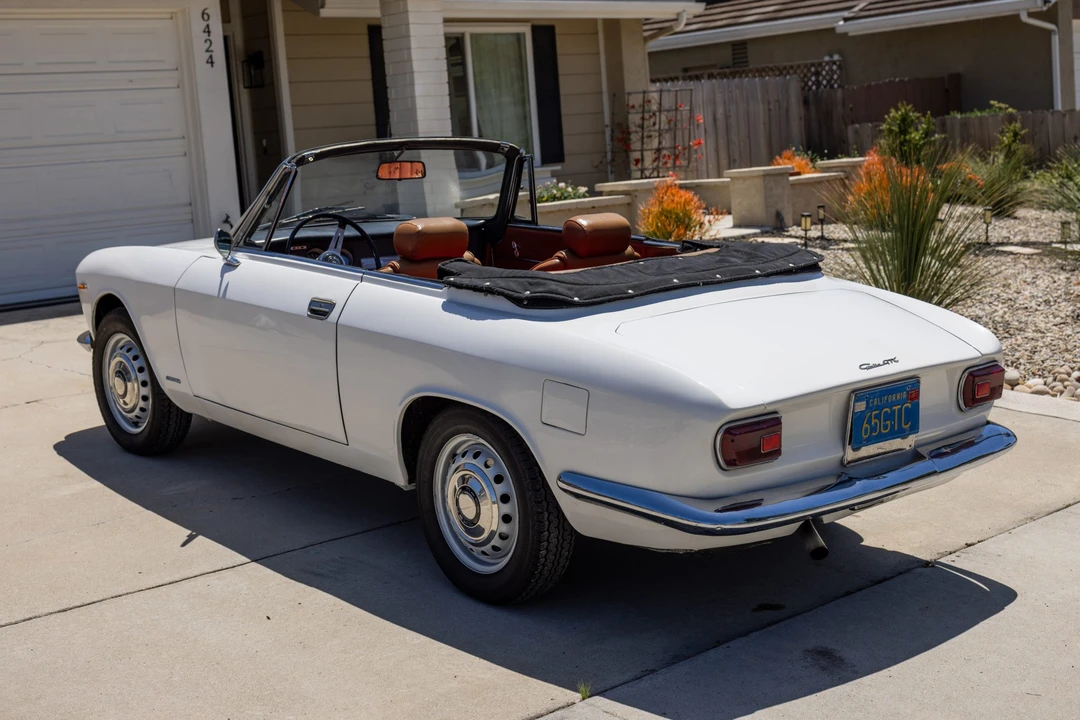 1965 Alfa Romeo - Image 6 of 31