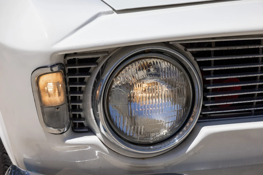 1965 Alfa Romeo - Image 22 of 31