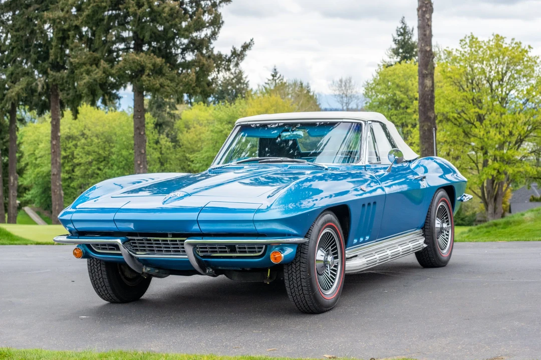 1965 Chevrolet Corvette C2 - Image 18 of 31