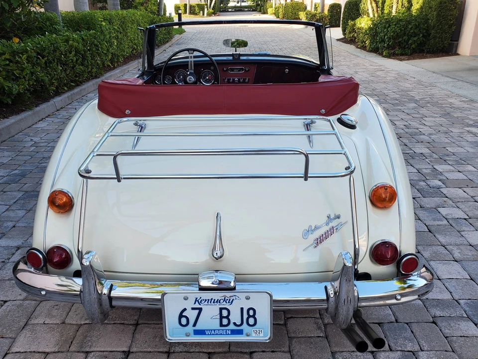 1967 Austin-Healey 3000 Mark III - Image 9 of 31