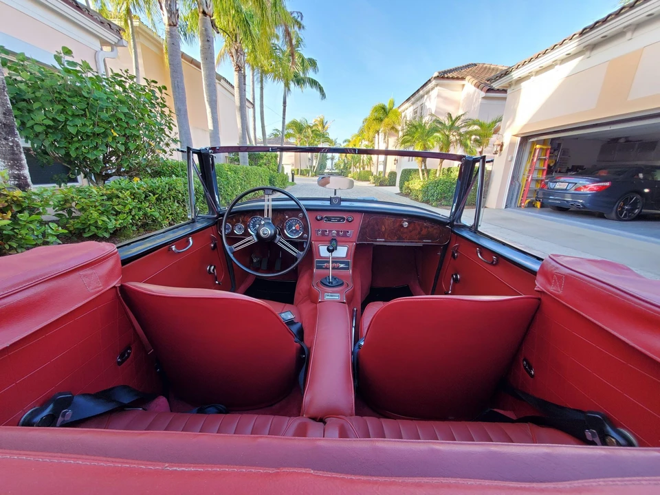 1967 Austin-Healey 3000 Mark III - Image 27 of 31