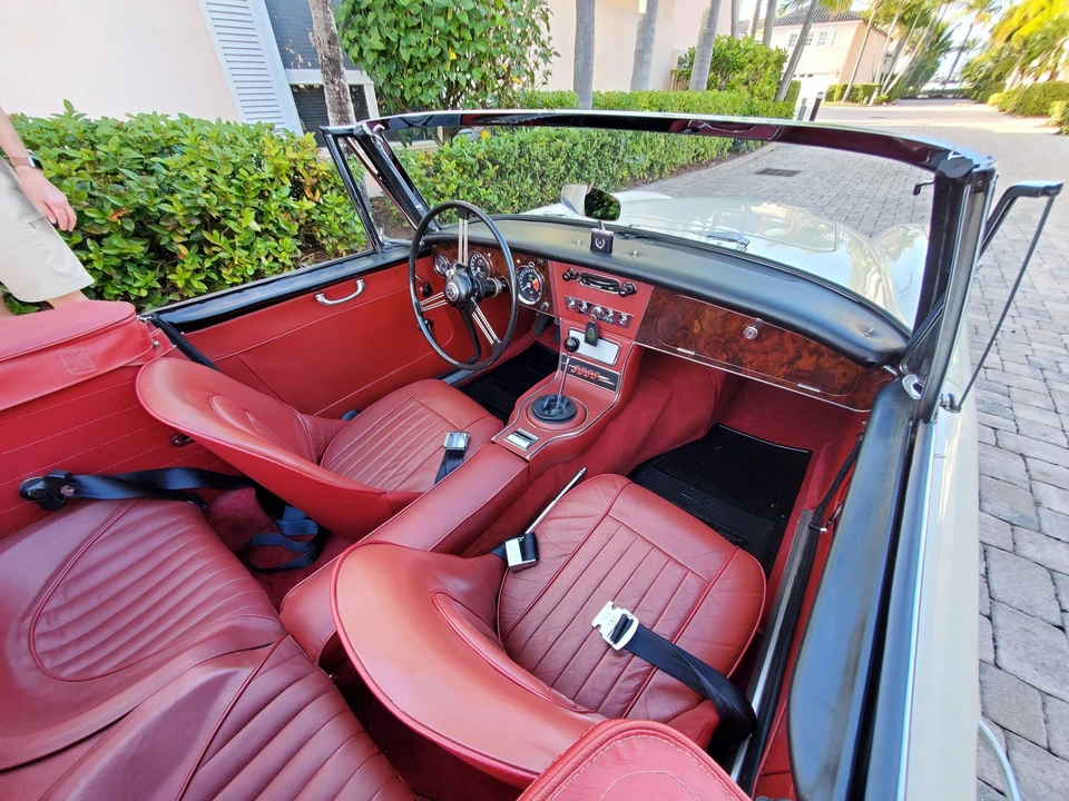 1967 Austin-Healey 3000 Mark III - Image 26 of 31