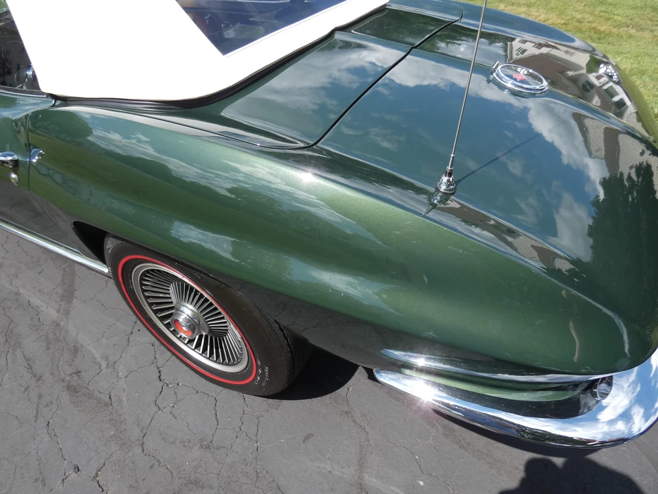 1967 Chevrolet Corvette C2 - Image 18 of 31