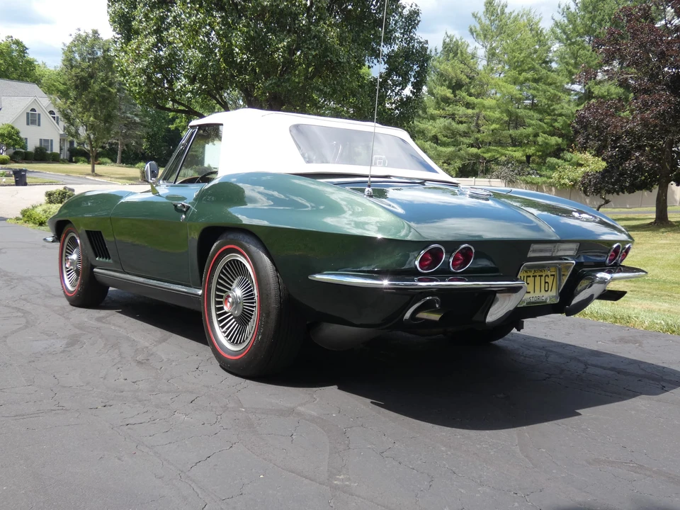 1967 Chevrolet Corvette C2 - Image 15 of 31