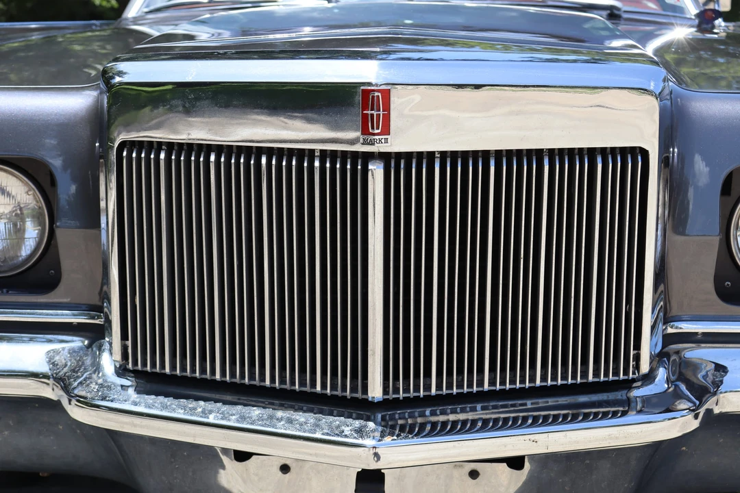 1969 Lincoln Continental Mark III - Image 27 of 31
