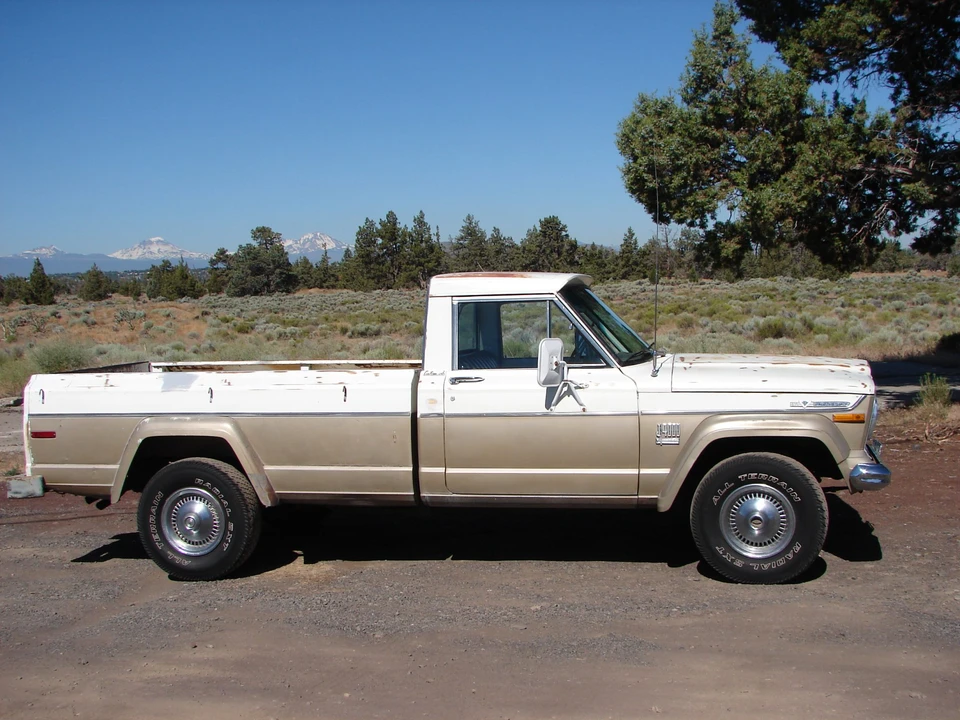 1972 Jeep SJ Gladiator - Image 12 of 31