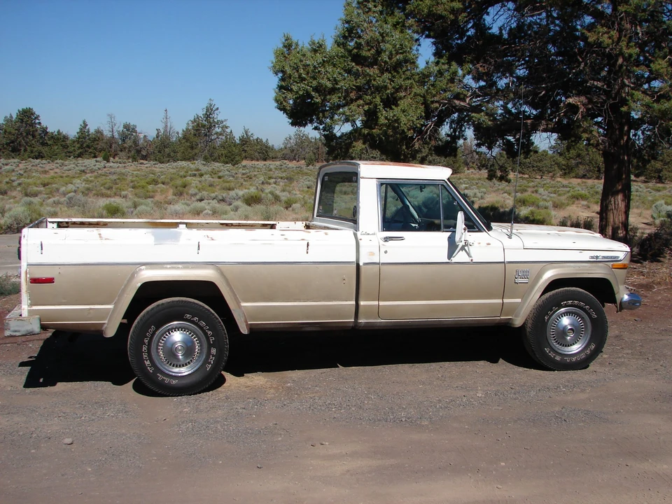 1972 Jeep SJ Gladiator - Image 13 of 31