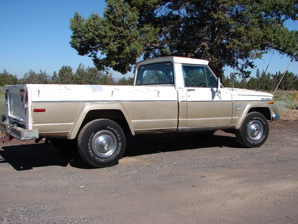1972 Jeep SJ Gladiator - Image 14 of 31