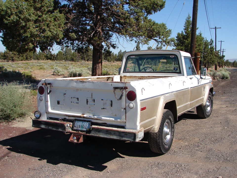 1972 Jeep SJ Gladiator - Image 18 of 31