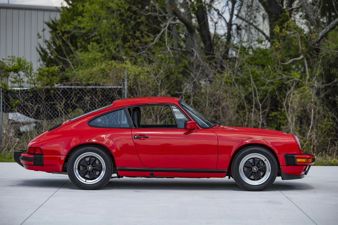 1986 Porsche 911 Carrera 3.2 - Image 25 of 31