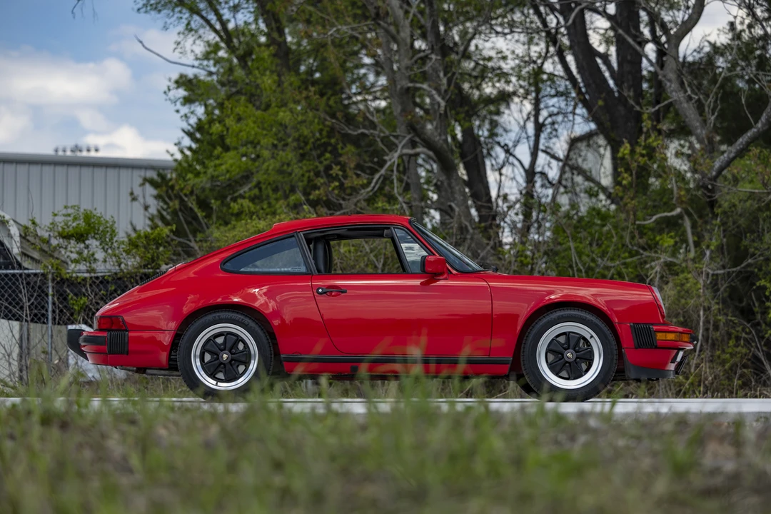 1986 Porsche 911 Carrera 3.2 - Image 29 of 31