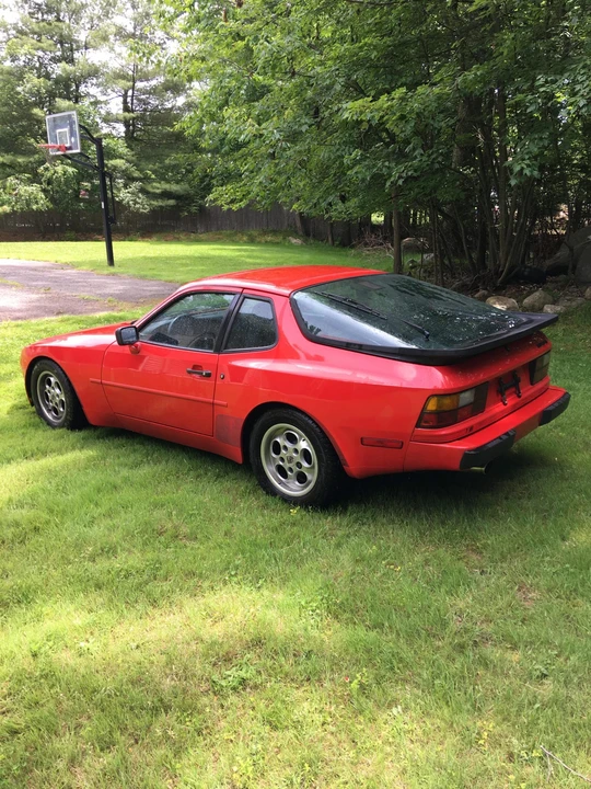 1986 Porsche 944 - Image 10 of 31