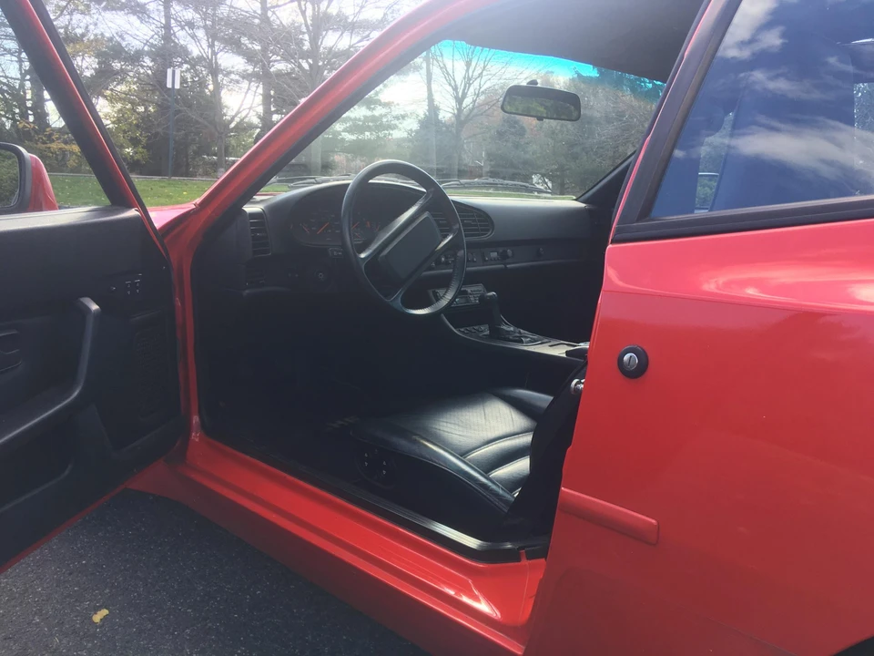 1986 Porsche 944 - Image 23 of 31