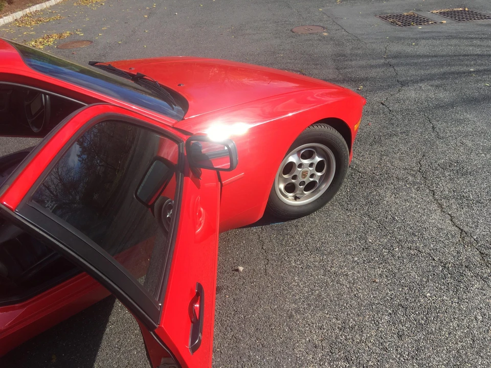 1986 Porsche 944 - Image 22 of 31