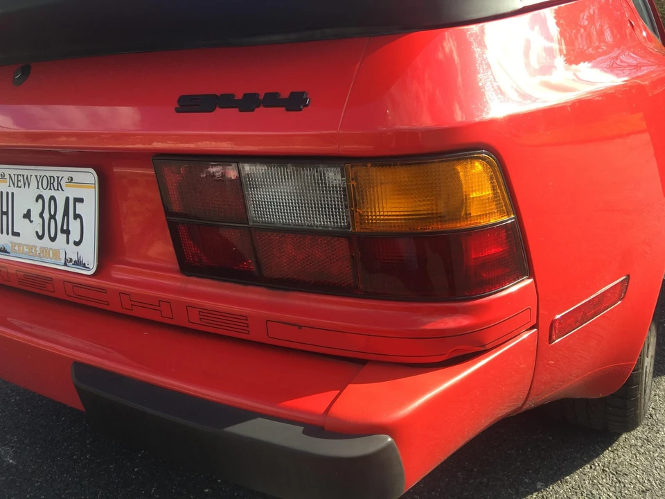 1986 Porsche 944 - Image 25 of 31