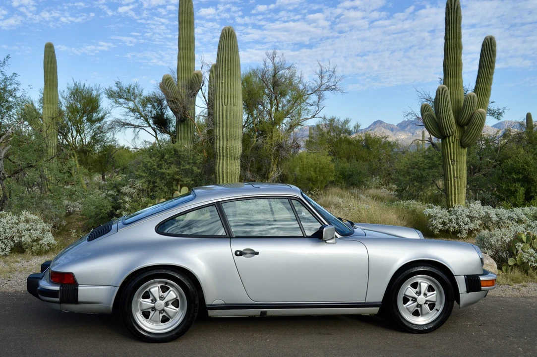 1987 Porsche 911 Carrera 3.2 - Image 12 of 31