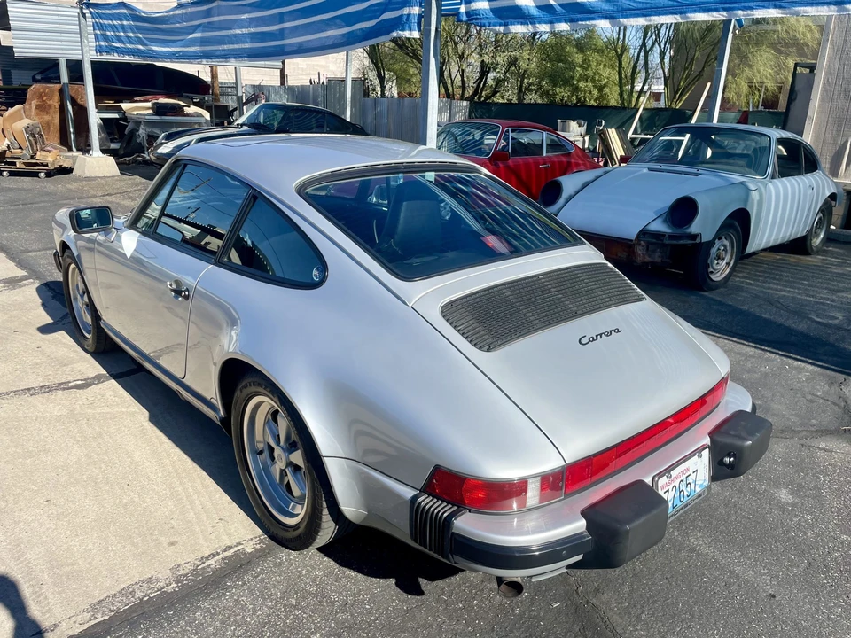 1987 Porsche 911 Carrera 3.2 - Image 9 of 31