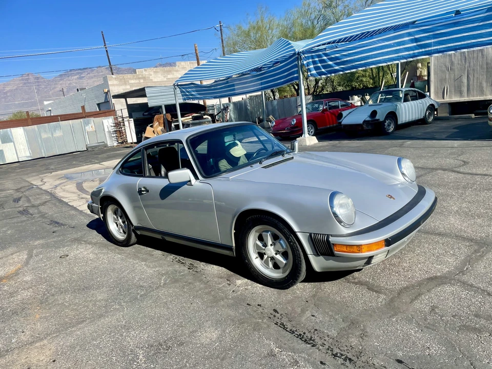 1987 Porsche 911 Carrera 3.2 - Image 4 of 31