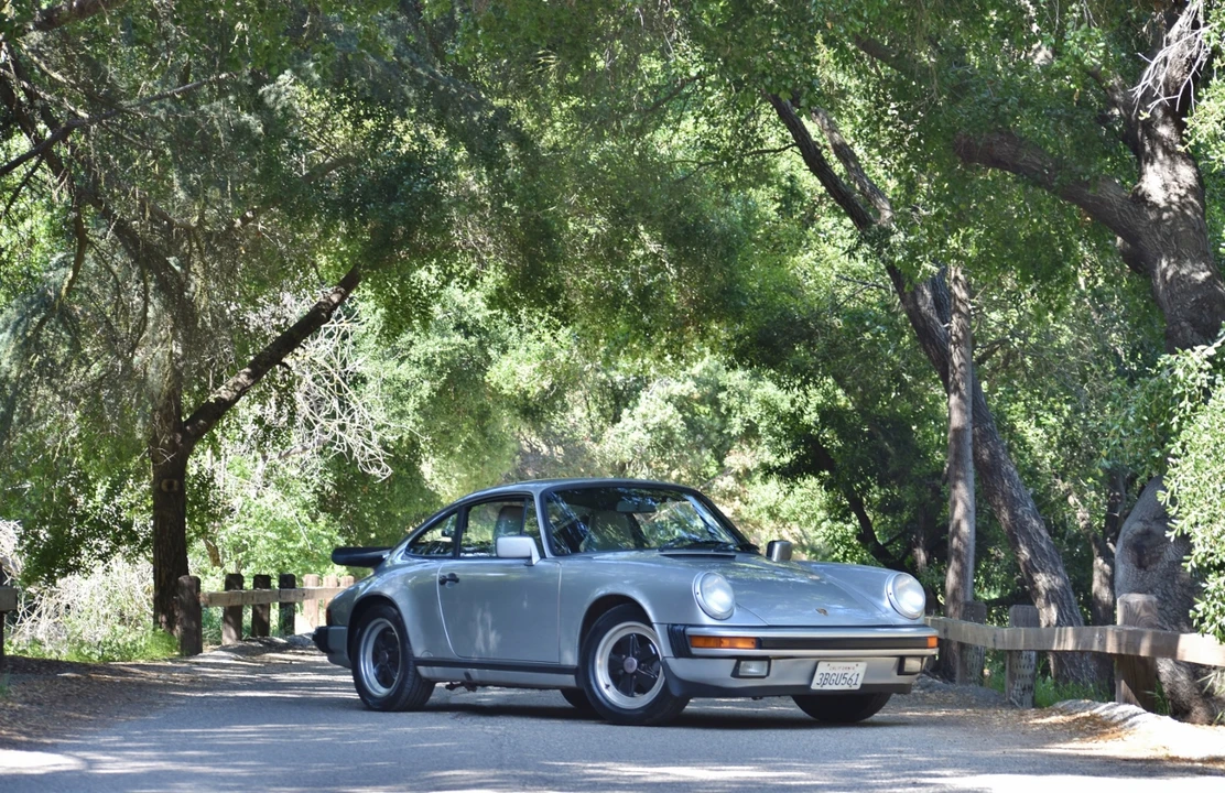 1987 Porsche 911 Carrera 3.2 - Image 17 of 31