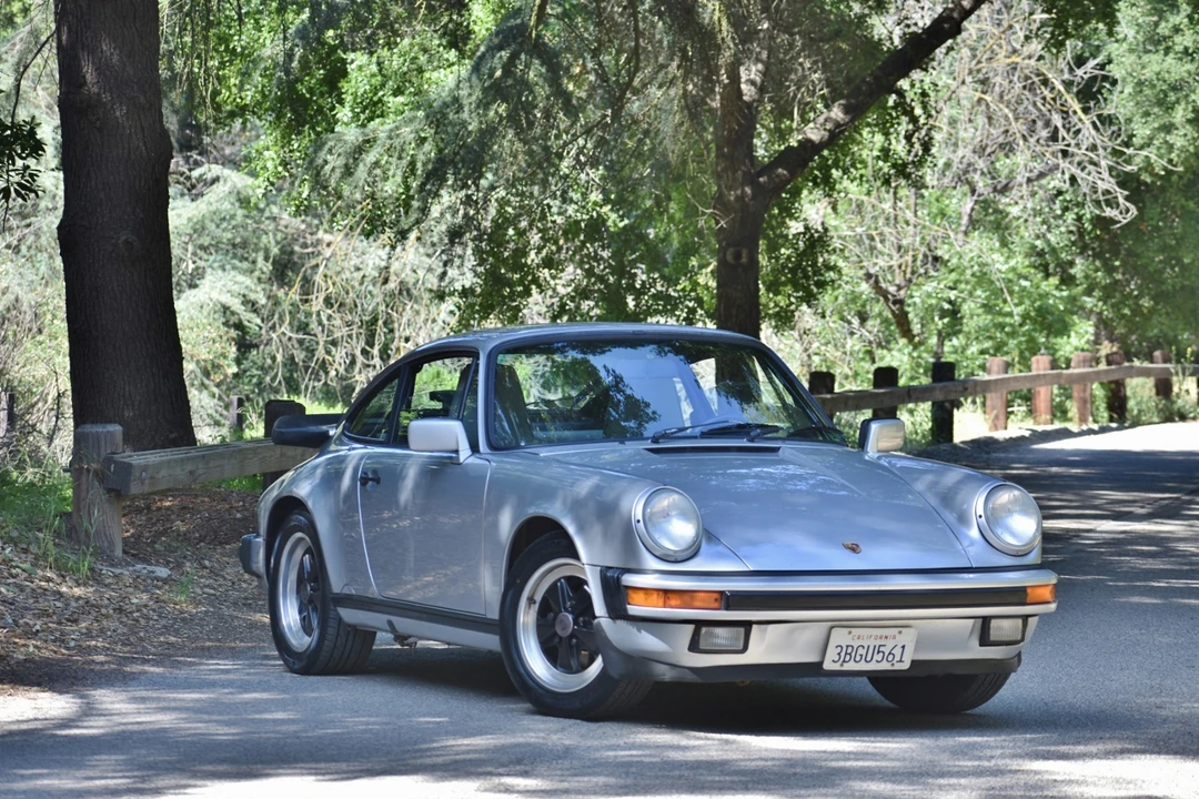 1987 Porsche 911 Carrera 3.2 - Image 16 of 31